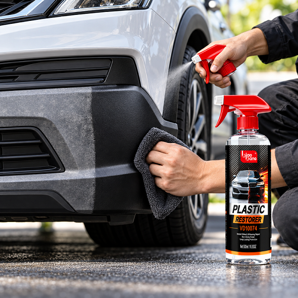 Applying Plastic Restorer to Car Bumper Trim - VD10074
